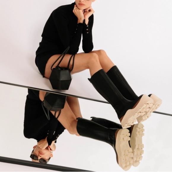 ALOHAS Roxie Marcona Black and Cream Chunky Leather Platform Boots Size 38 - Picture 1 of 10